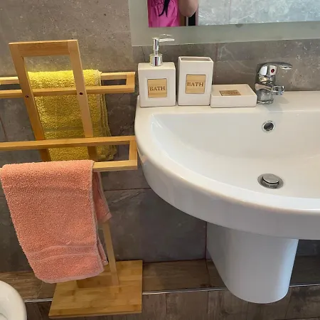 Sunny Hill 아파트 골렘