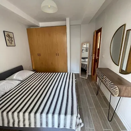 Sunny Hill 아파트