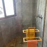 Sunny Hill Apartment